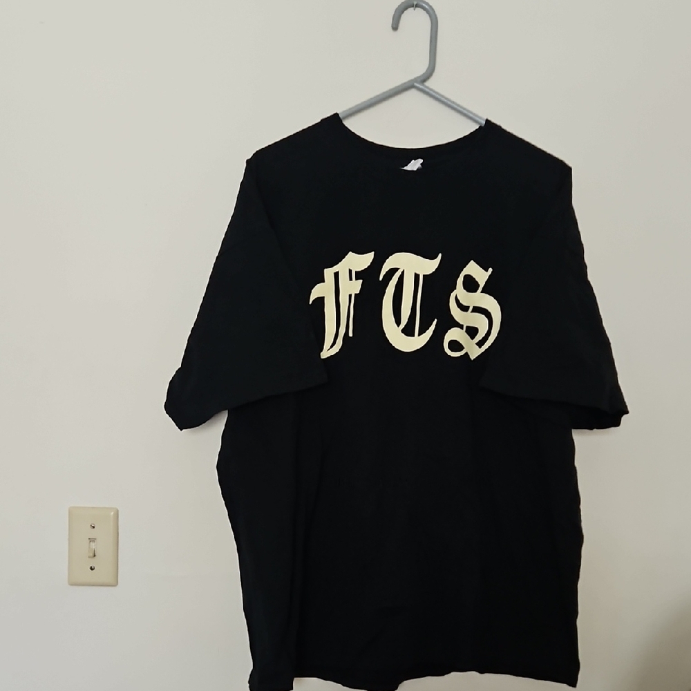 Gildan Black‎ Short Sleeve Tee with Cream Letters